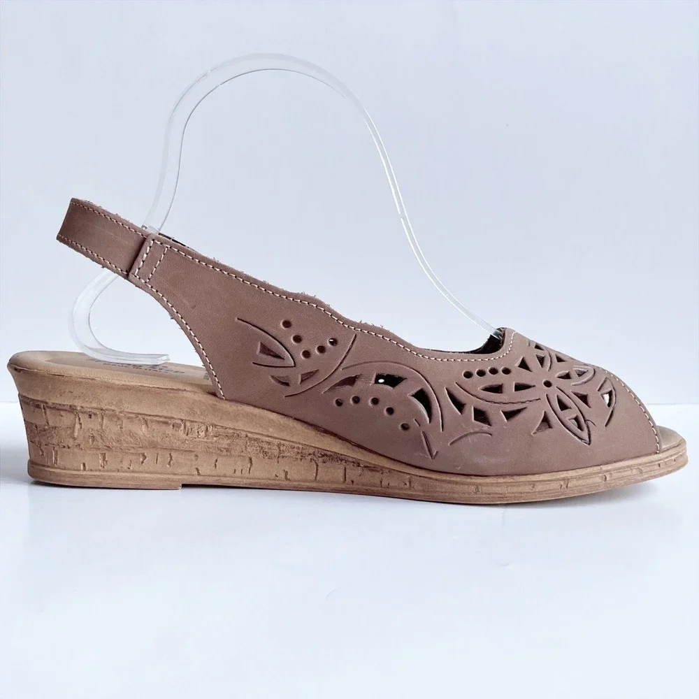 Spring Step Orella Wedge Sandals 41 Italian Leather Laser Cut Floral Tan Taupe‎